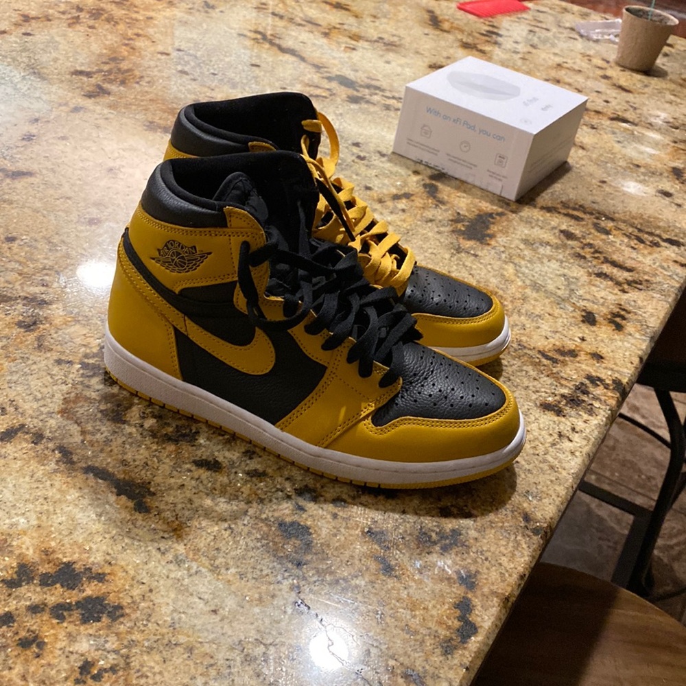 Jordan 1 high 'Pollen'